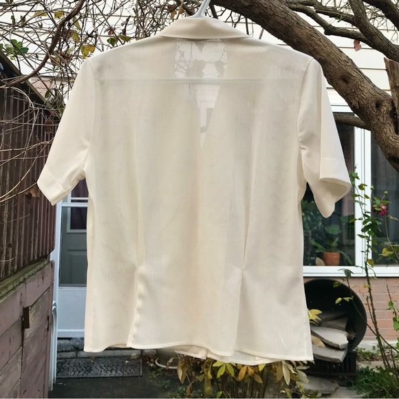 1950s Glenwear Short-Sleeved Blouse - Picture 2 of 11